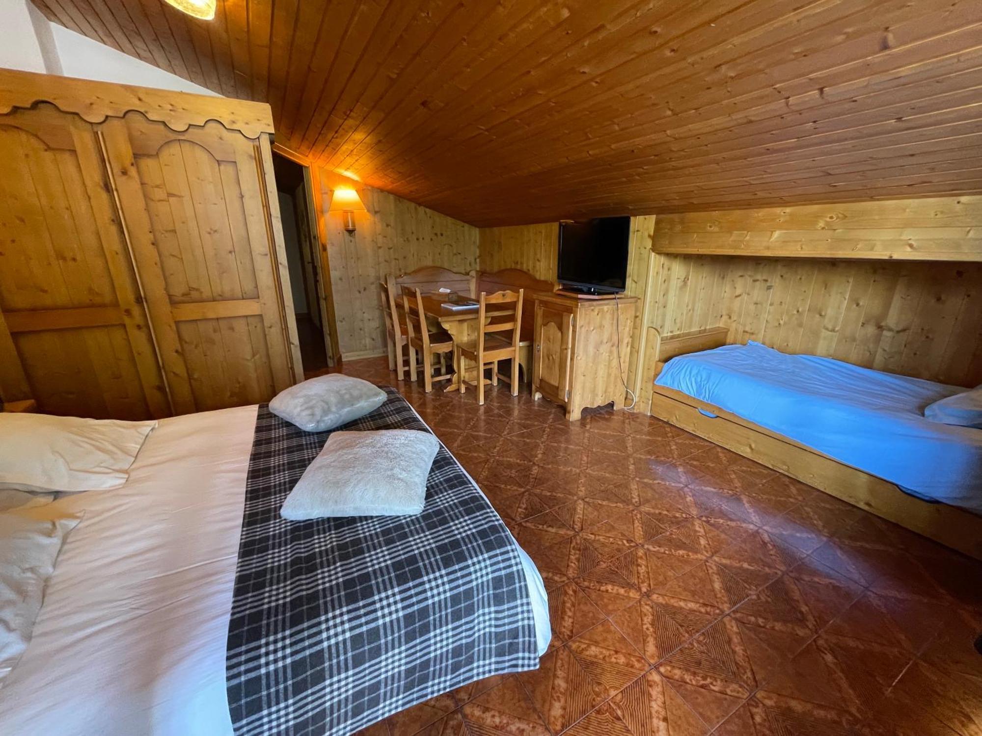 Les Cornettes Hotel Abondance Eksteriør billede